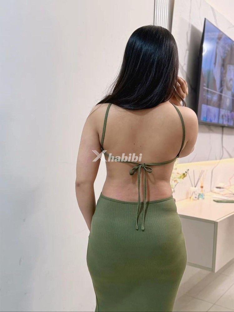 indian-call-girl-in-dubai-isha-young-21years-model-in-jvc-2