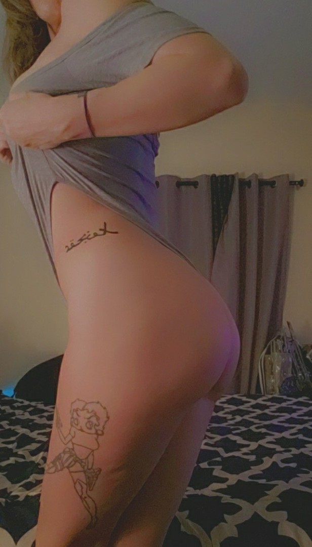 lacey-luscious-4