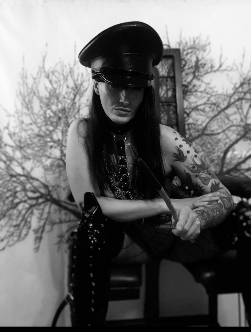 madam-rabbit-2