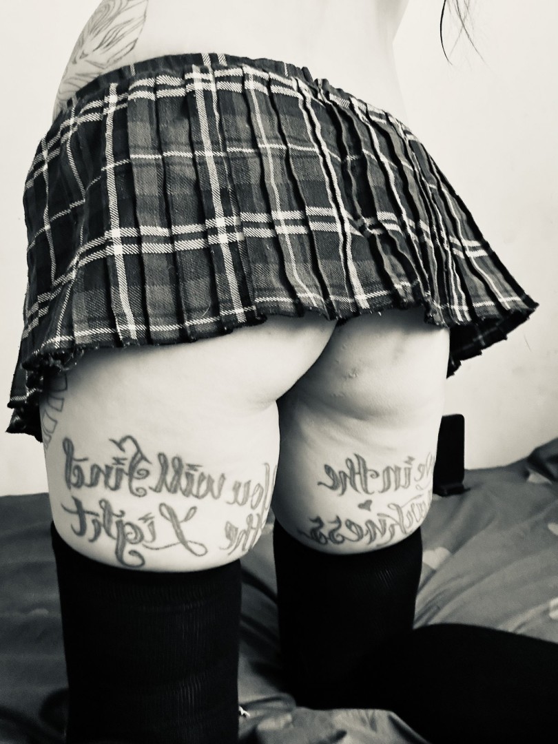 mistress-lili-im-back-2