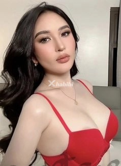 call-girls-in-gaur-city-mall-noida-935-40-vi-65-851-delhi-0