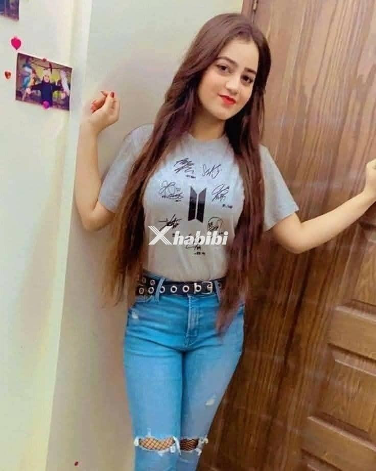 chubby-girl-available-for-night-hot-sexy-models-available-1