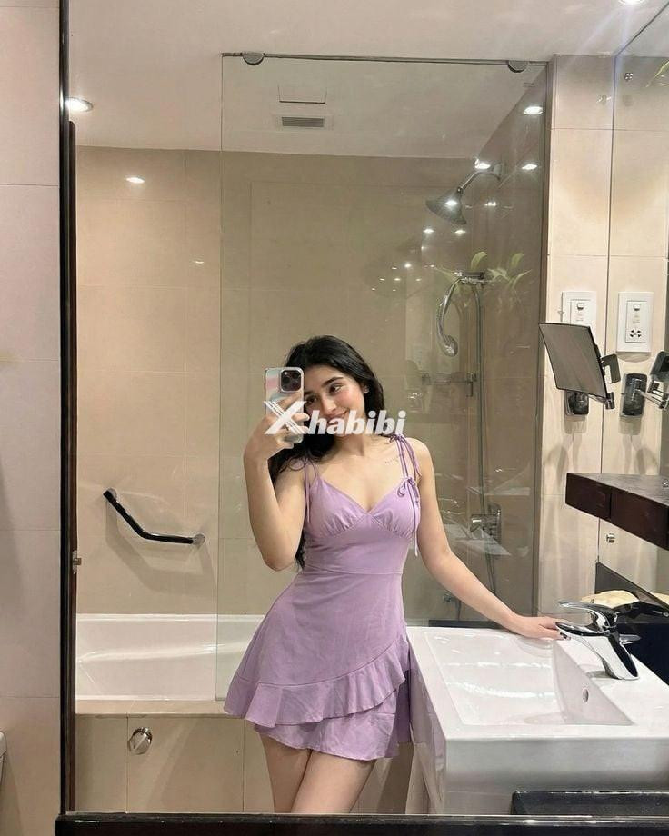 girls-with-good-experience-talented-neat-and-clean-models-available-for-night-3