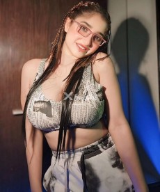 college-hostel-girls-homes-staff-available-for-night-video-call-spa-home-delivery-247-hours-also-available