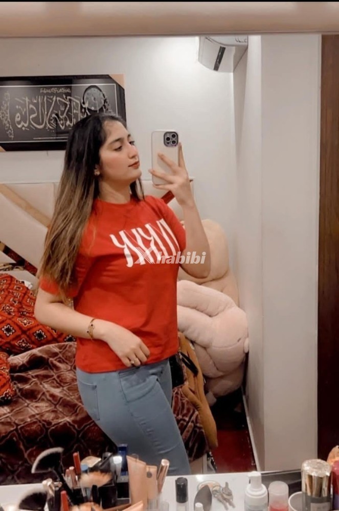 girls-available-for-day-and-night-0
