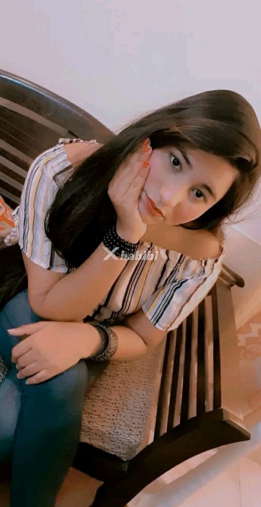 girls-available-for-day-and-night-0