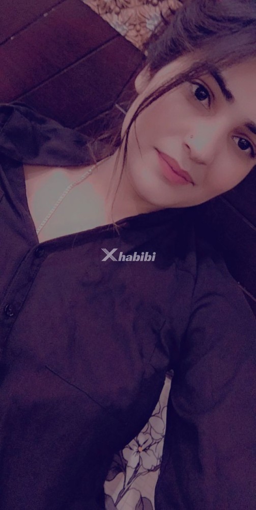 girls-available-for-day-and-night-3