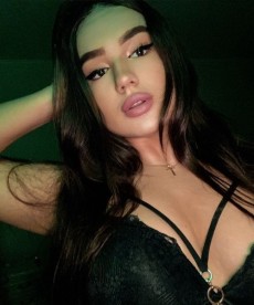 mona